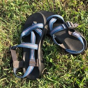 Single strap Chacos